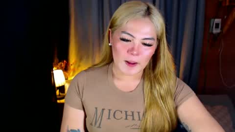 Snapshot of venus_colly chatting on 06/22/26, 03:25 I am Colly Your mystery girl online show from 06/22/26, 03:25