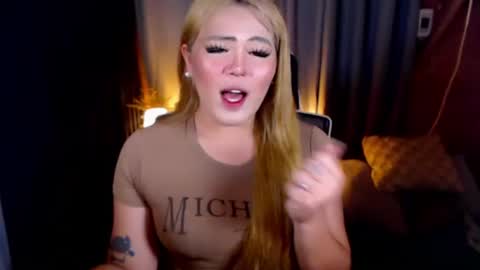 Snapshot of venus_colly chatting on 07/16/26, 02:50 I am Colly Your mystery girl online show from 07/16/26, 02:50