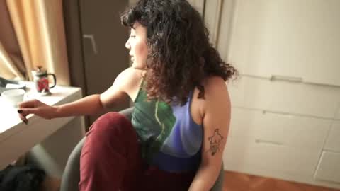 Bella online show from 05/21/26, 11:39