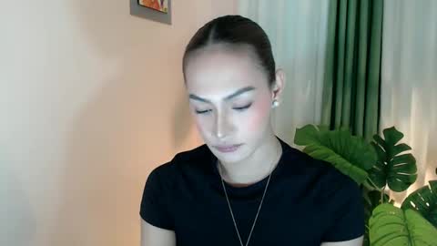 Venus Sunrise Bombshell online show from 12/20/25, 02:07