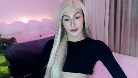 Snapshot of venus_sunrise07xx chatting on 04/28/26, 10:48 Venus Sunrise Bombshell online show from 04/28/26, 10:48