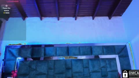 Snapshot of venus_velez chatting on 01/10/25, 12:47 Venus online show from 01/10/25, 12:47