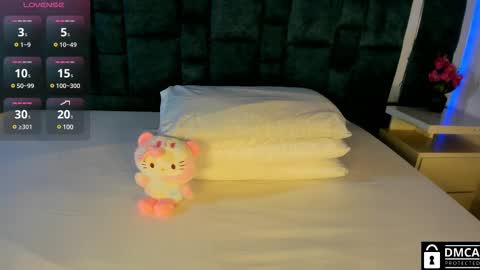 Snapshot of venus_velez chatting on 03/05/25, 11:28 Venus online show from 03/05/25, 11:28