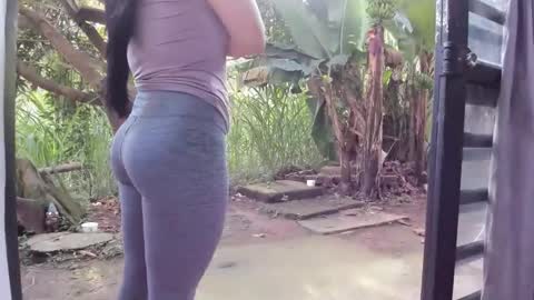 venus ... zeus sheer  online show from 02/17/26, 12:45