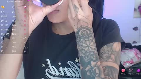 Venus Evans online show from 02/15/25, 09:15