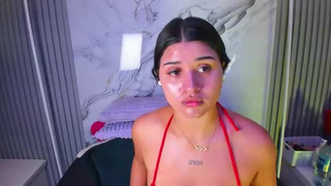 Venusowen  online show from 05/05/26, 02:03