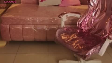 Snapshot of venuss09_s chatting on 01/10/26, 01:57 venuss online show from 01/10/26, 01:57