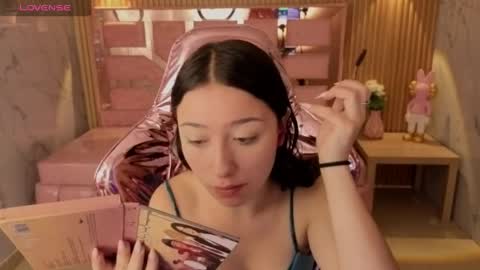 venuss online show from 04/09/26, 12:54