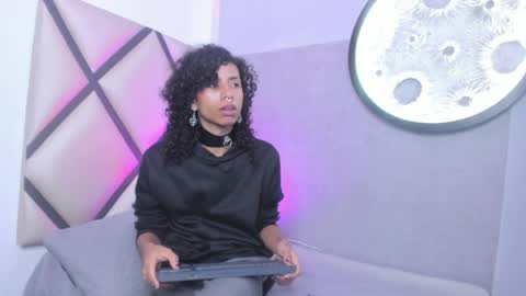 Snapshot of venuss_03 chatting on 04/02/26, 03:15 venuss_03 online show from 04/02/26, 03:15