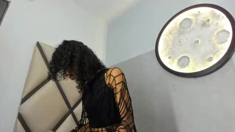 Snapshot of venuss_03 chatting on 06/10/26, 03:39 venuss_03 online show from 06/10/26, 03:39