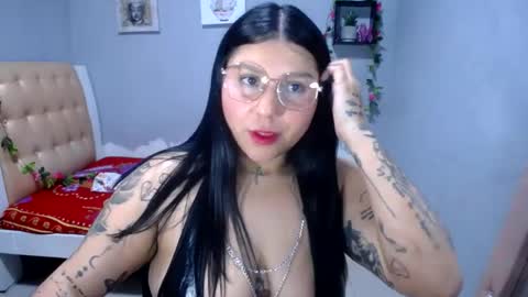 venus online show from 07/11/26, 02:47