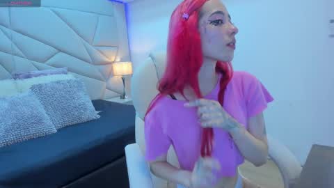 venusxneo online show from 10/11/25, 08:18