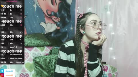  . .      online show from 12/04/24, 11:24