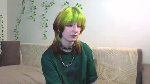 Erica online show from 09/23/25, 08:23