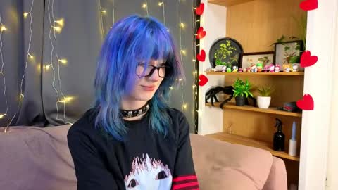 Erica online show from 04/04/26, 08:50