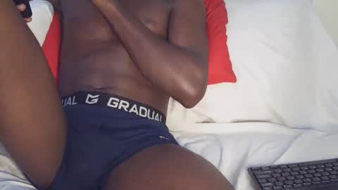 Snapshot of vera_bliss21 chatting on 11/27/25, 11:34 vera_bliss21 online show from 11/27/25, 11:34