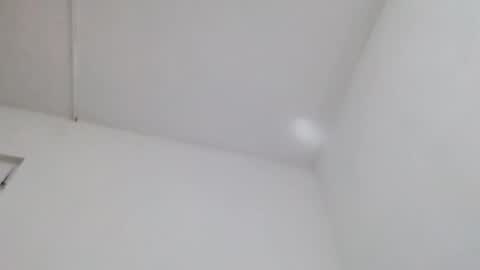 Vera online show from 10/23/25, 04:28