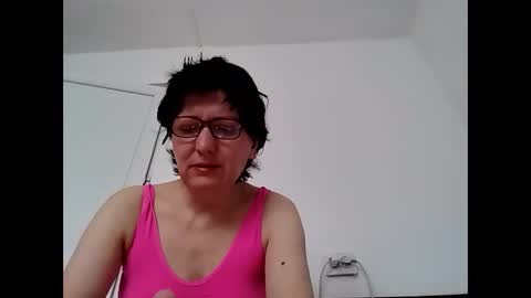 Vera online show from 05/02/26, 05:56