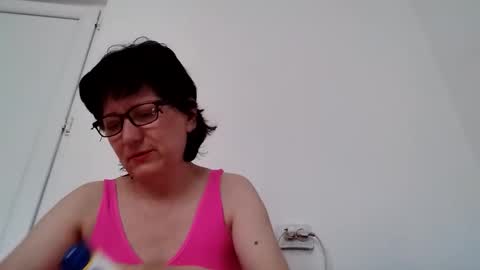 Vera online show from 05/31/26, 03:08