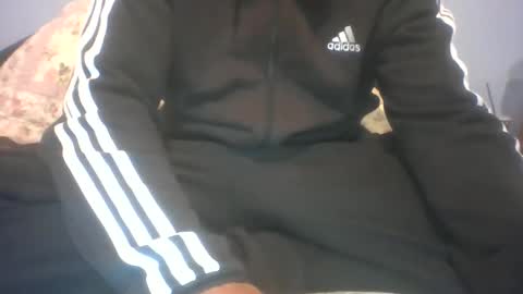 Snapshot of veramanx_x13 chatting on 10/25/25, 04:57 veramanx_x13 online show from 10/25/25, 04:57