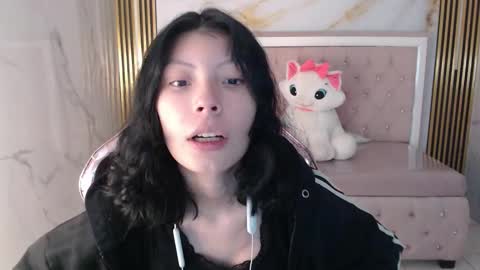 Snapshot of verana_s chatting on 11/19/25, 08:31 Verana online show from 11/19/25, 08:31