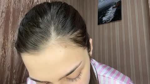 Ayla online show from 04/11/26, 12:20