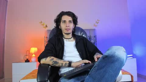 vergil_noir online show from 05/15/26, 03:46