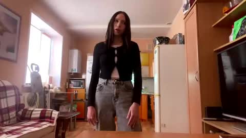 Lily online show from 04/23/26, 05:41