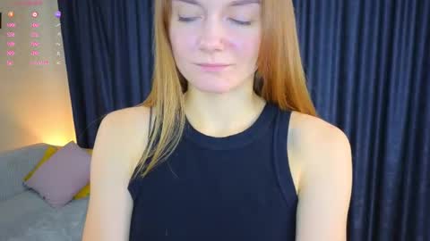 Olivia online show from 11/06/25, 02:45