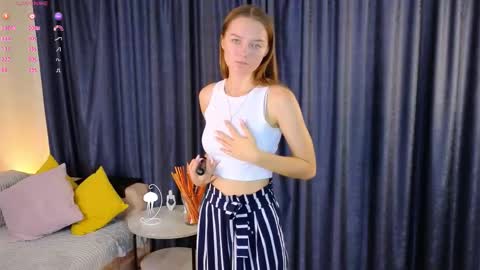 Olivia online show from 11/07/25, 02:11