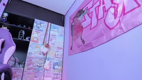     online show from 09/11/25, 12:00