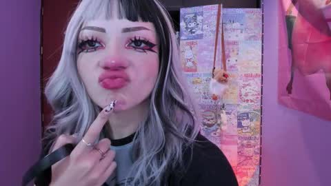     online show from 10/21/25, 11:49