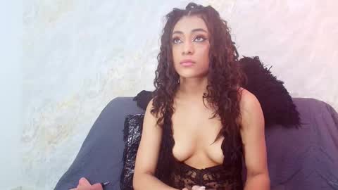 Snapshot of vero_temptation chatting on 10/03/25, 03:14 Vero online show from 10/03/25, 03:14