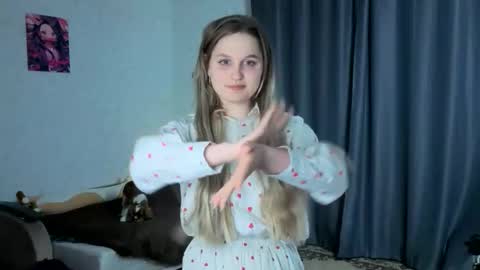 Veronica online show from 04/01/26, 05:10