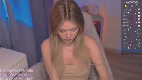 Tiffany online show from 09/15/25, 04:23