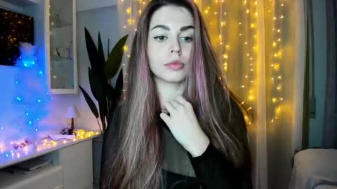 Lolitalolz online show from 12/31/24, 07:07