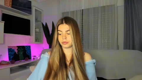 Lolitalolz online show from 03/02/25, 04:10