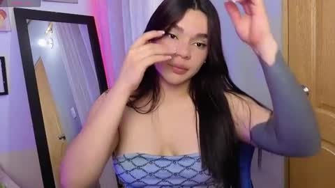 Snapshot of veronica_118 chatting on 06/19/26, 04:50 veronica_118 online show from 06/19/26, 04:50