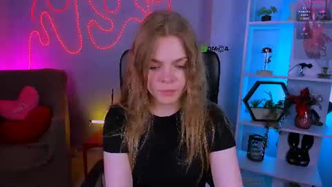 Snapshot of veronica_bubble chatting on 07/15/26, 07:08 Ronni online show from 07/15/26, 07:08