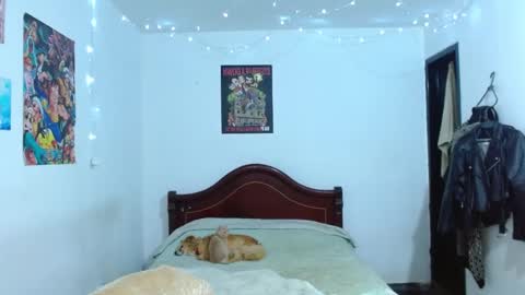 Veronica online show from 10/25/25, 05:26