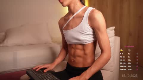 Veronica online show from 10/15/25, 11:05