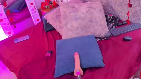 Snapshot of veronica_olson_ chatting on 02/16/25, 11:59 Veronica Olson online show from 02/16/25, 11:59