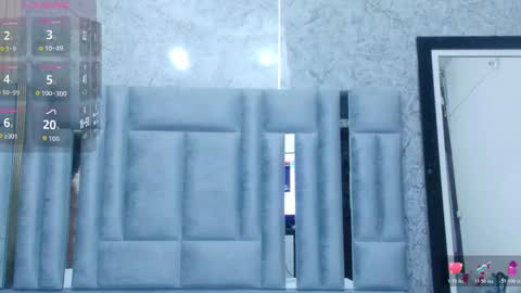 Veronica online show from 10/27/25, 12:53