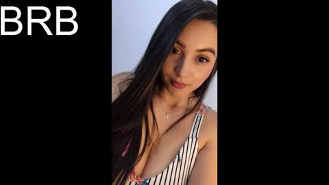 Snapshot of veronicaa_4 chatting on 12/19/25, 06:20 Veronica Rodriguez online show from 12/19/25, 06:20