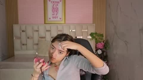 veronicaa_s online show from 06/01/26, 08:32
