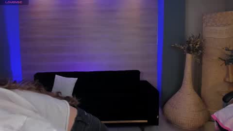 Vero  online show from 02/26/26, 10:25