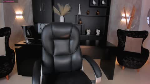 Vero online show from 02/08/25, 07:27