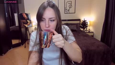 Veronica online show from 01/03/25, 08:43