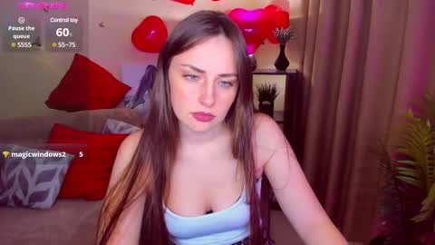 Veronica online show from 02/10/25, 01:11