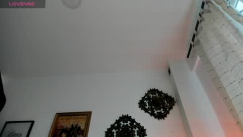 Snapshot of veronicagilss chatting on 07/13/26, 06:33 Veronica Gills online show from 07/13/26, 06:33